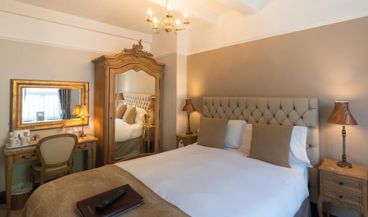 The Swan Hotel Clitheroe Bagian luar foto