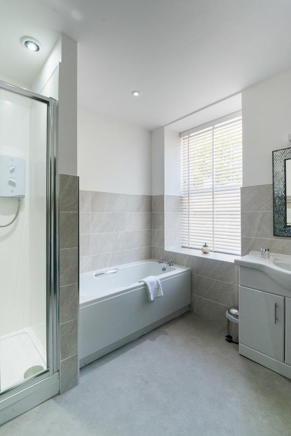 The Swan Hotel Clitheroe Bagian luar foto
